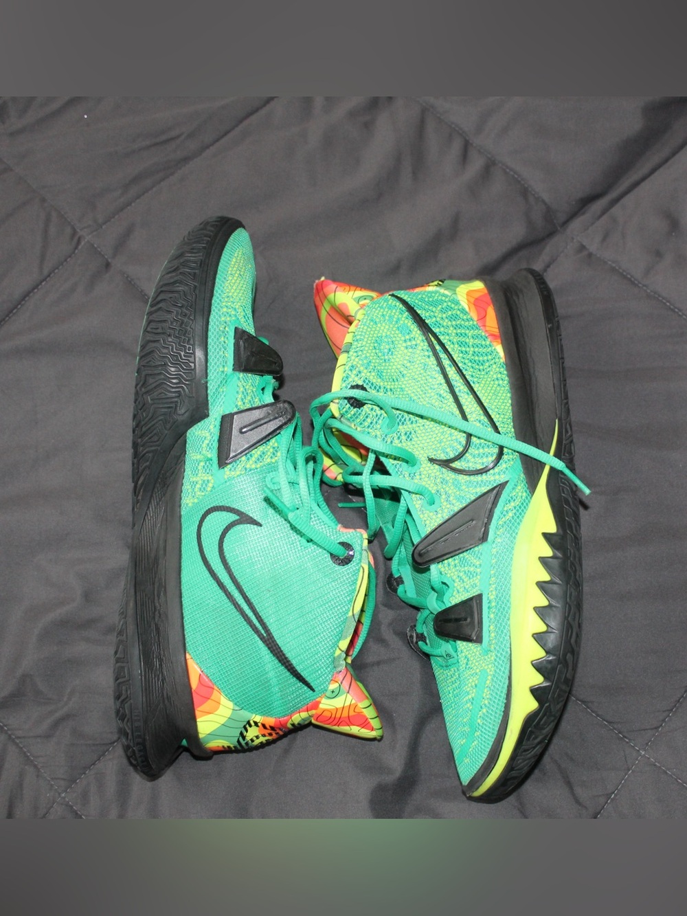 Nike men’s Green Basketball Shoes - Lightweight Performance